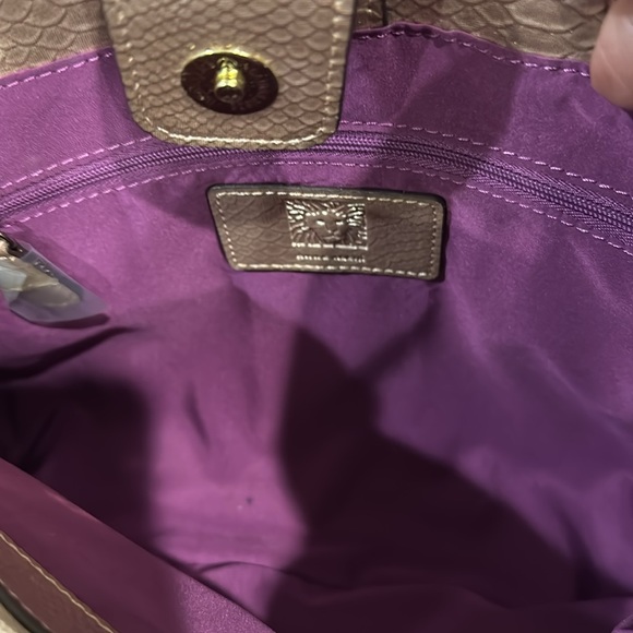 Anne Kline Rose Gold purse -New - Picture 4 of 5